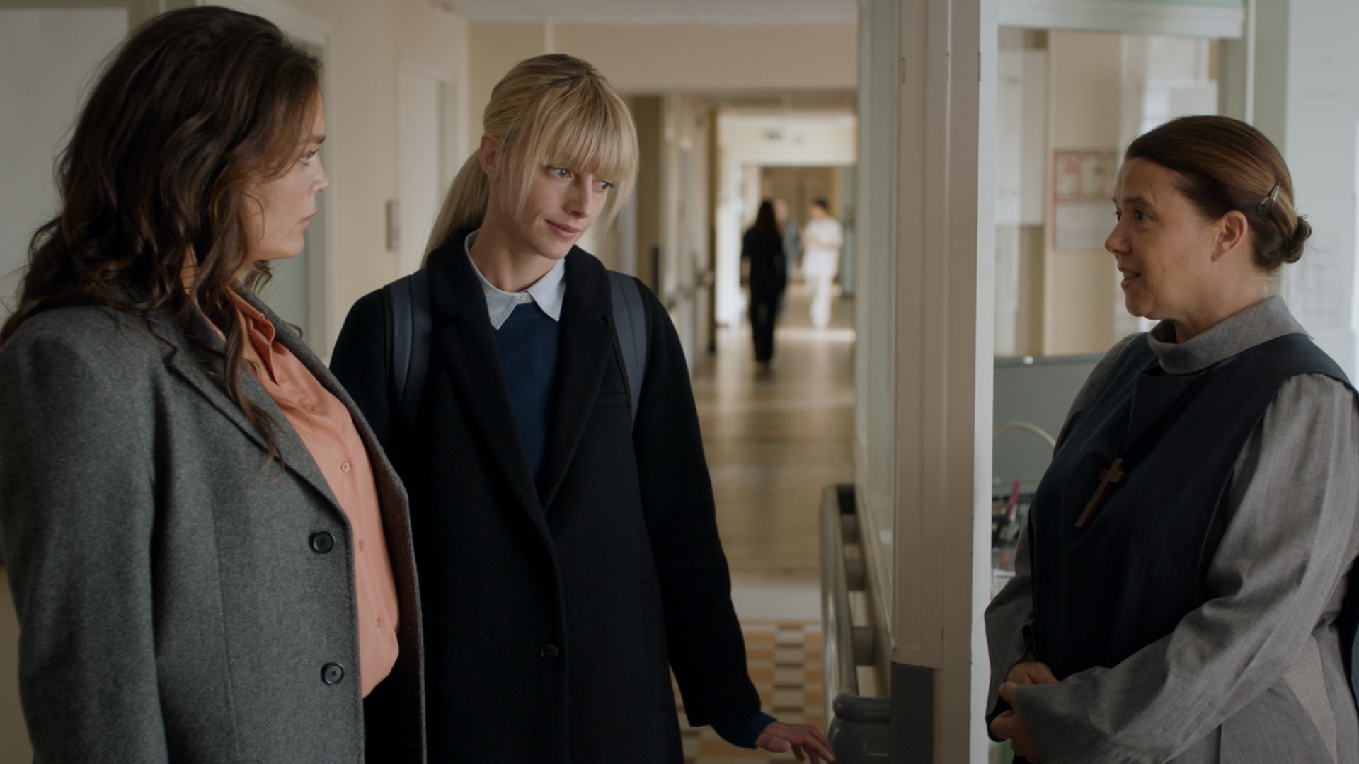 ASTRID ET RAPHAELLE S1 EP1 VISUEL CATCHUP 1.jpg
