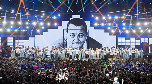Le monde des Enfoires 1.jpg